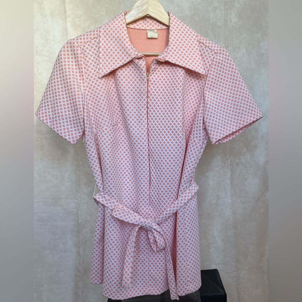 1960s Style Vintage Pink and White Gingham Zip Up Blouse